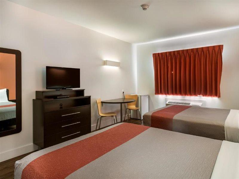 Motel 6-Moncton, Nb Екстериор снимка