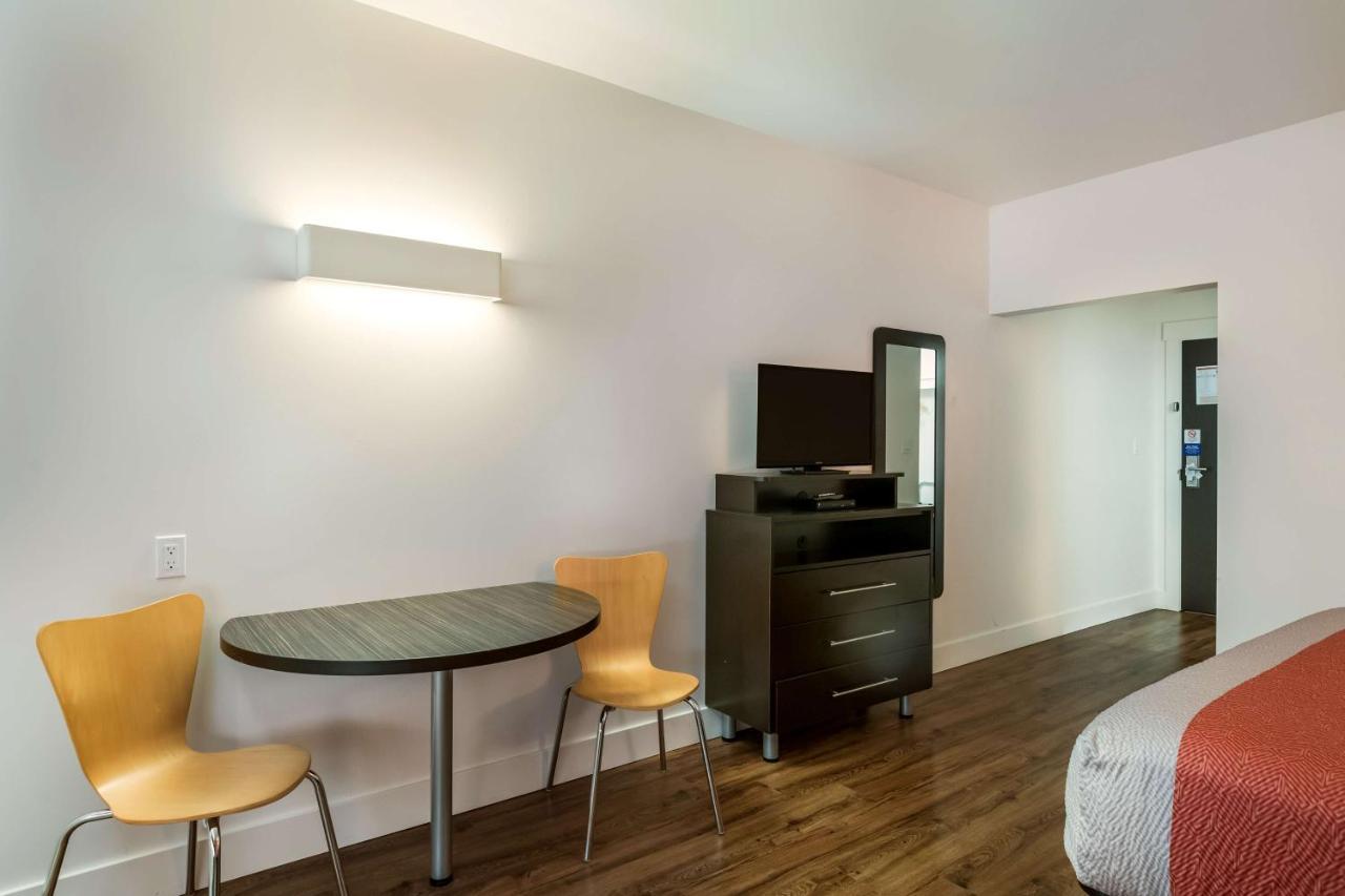 Motel 6-Moncton, Nb Екстериор снимка
